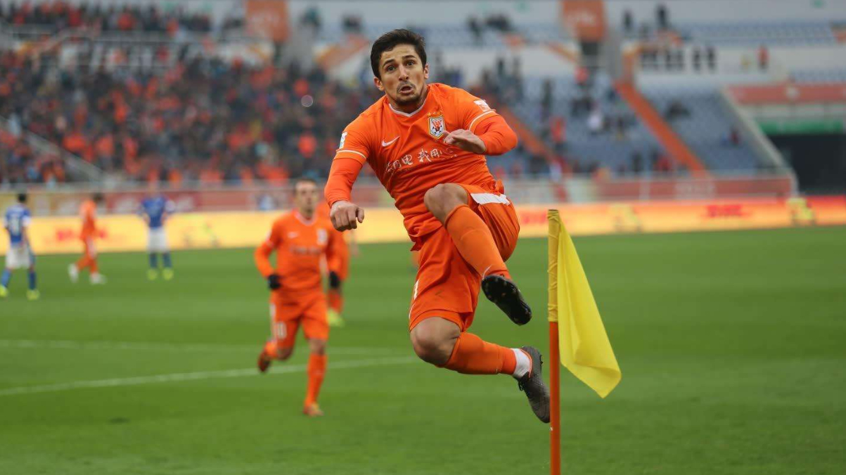 开云体育官方网站-100T血洗MAD，CoreJJ极限生还后反打焦点之战成都决赛之夜，引爆全场热议