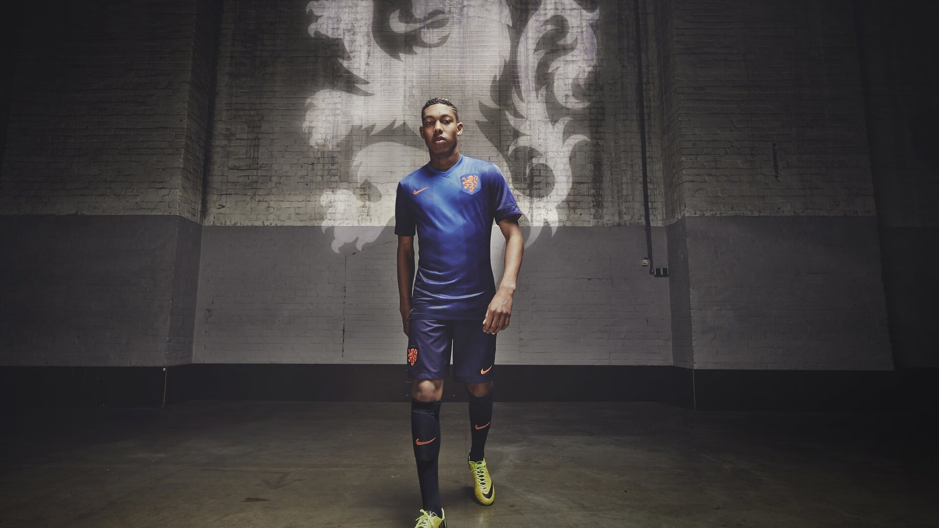 开云体育官网-武切维奇致命一击定江山！独行侠险胜活塞，季后赛曙光再现